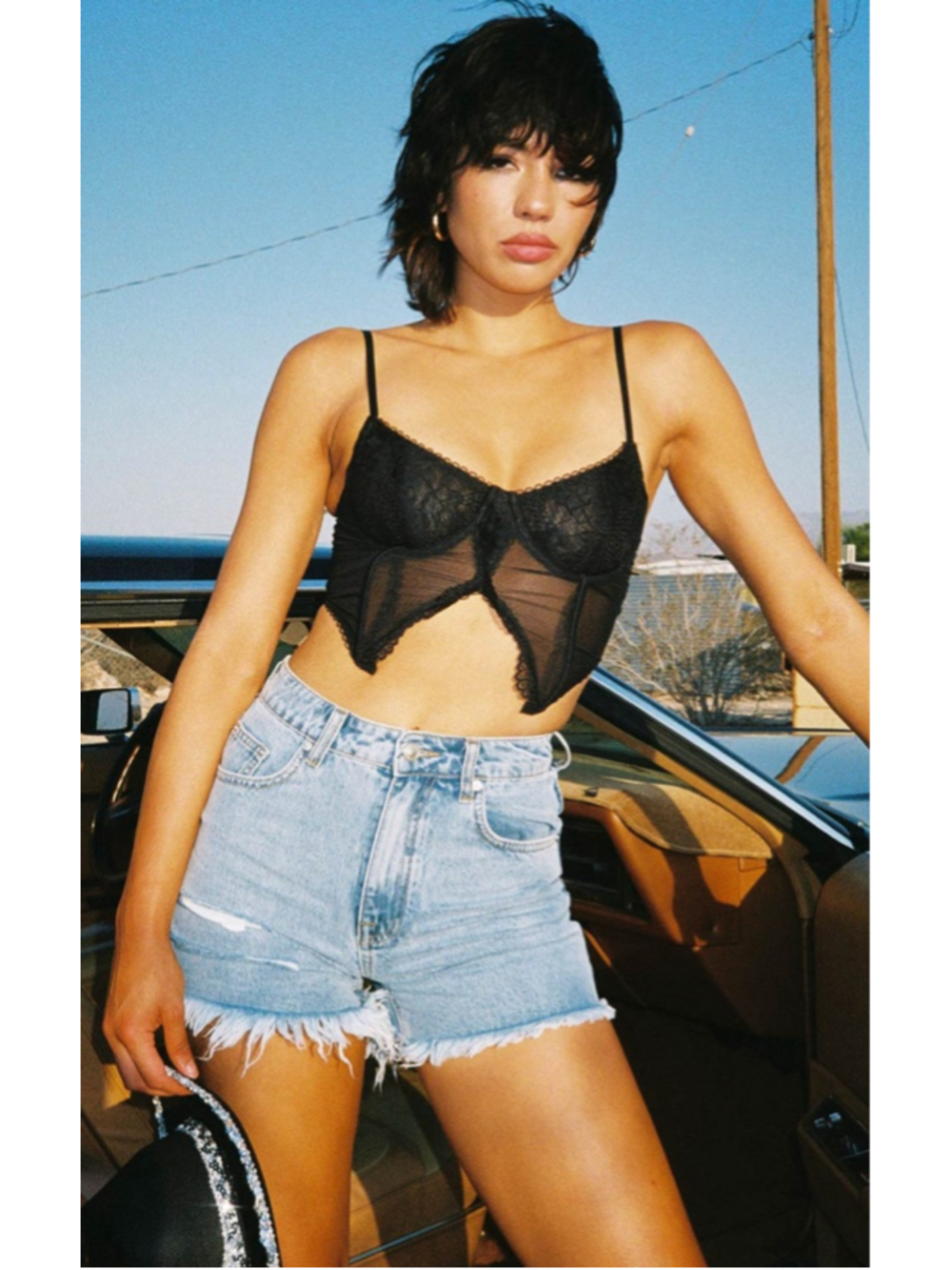 Princess Polly On Tour Distressed Denim Shorts Light Wash Festival Size 4